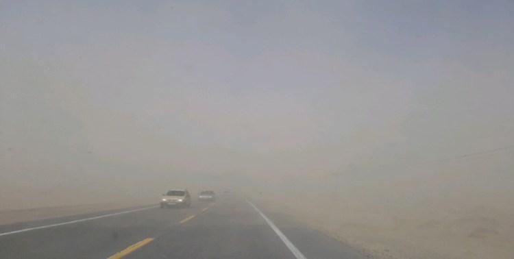 سرعت باد در زابل به 94 کیلومتر بر ساعت رسید سرعت باد در زابل به 94 کیلومتر بر ساعت رسید