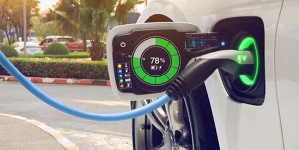 مهمترین چالش های استفاده از خودروهای برقی، باتری های فلزهوا چگونه چالش ها را حل می نمایند؟